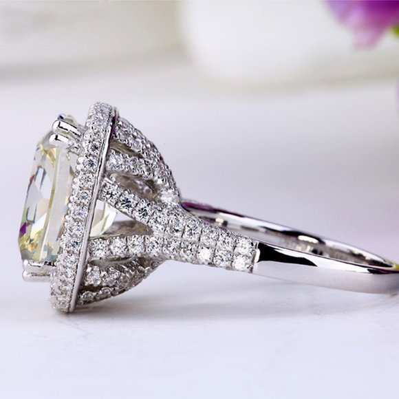 *NEW Platinum Cushion Halo Dome Engagement Ring - Picture 5 of 7